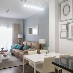 Apartment New!!! Luxury City Center & Private Terrace, Malaga